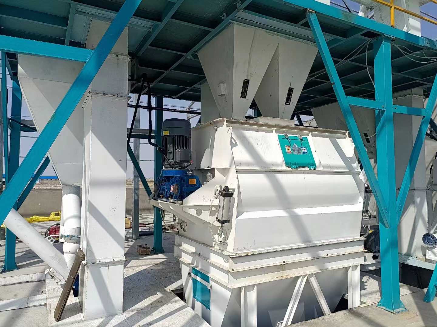 高效協同，全程智造 解析大型飼料生產線設備的集成化運作