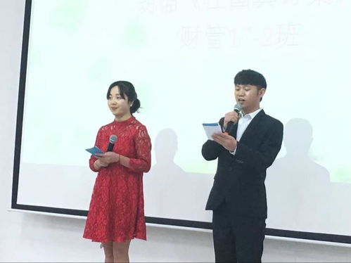 會(huì)計(jì)學(xué)院主持隊(duì) 以聲音為筆，繪就一場(chǎng)藝術(shù)與專業(yè)交融的表演活動(dòng)